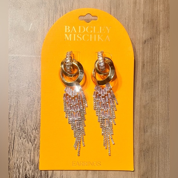 Badgley Mischka Gold Tone & Crystal Chandelier Earrings NWT - Picture 3 of 3